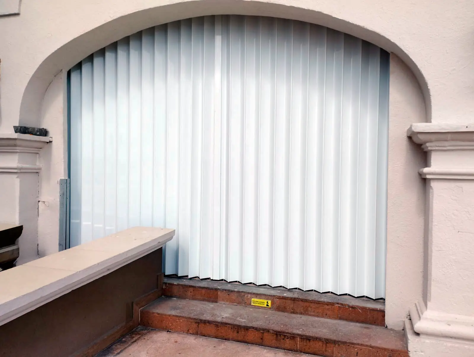 Folding aluminum shutter